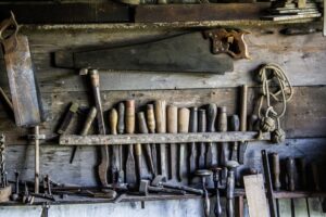garage tools - what you need to focus on when garage packing